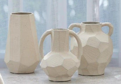 Benicio Vase - Natural